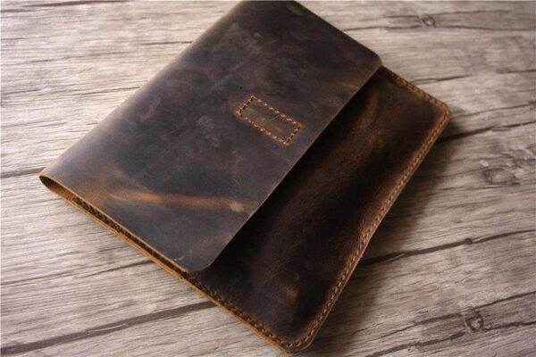 Embossed Leather Macbook Pro 13 Cover Sleeve - Image 6