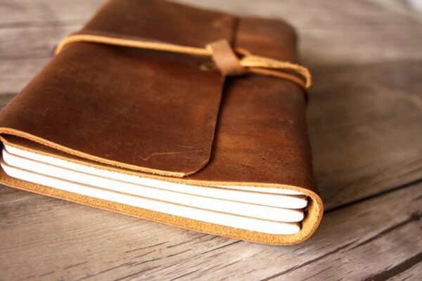 Handmade Vintage Leather Drawing Notebook - Image 5