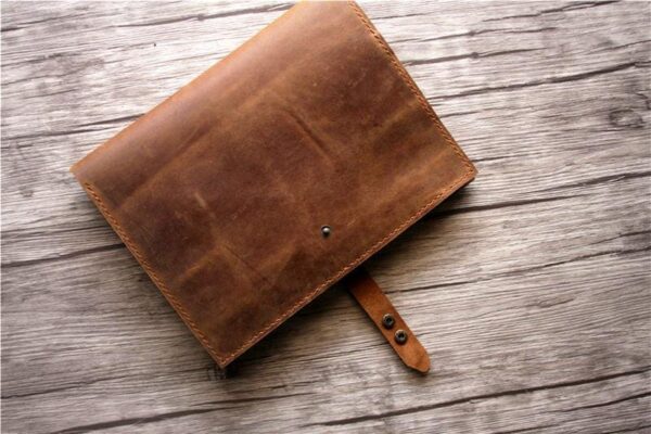 Embossed Leather Macbook Pro 15 Sleeve Case - Image 4