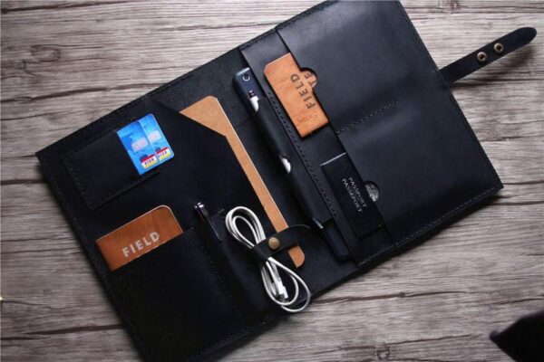 Macbook Air 13 inch Sleeve Black Leather - Image 3