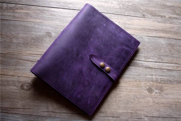 Enagraved Purple Leather Travel Organizer Purse - Image 3