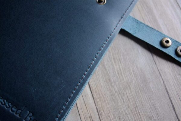 Personalized Blue Leather Organizer Zipper - Image 5