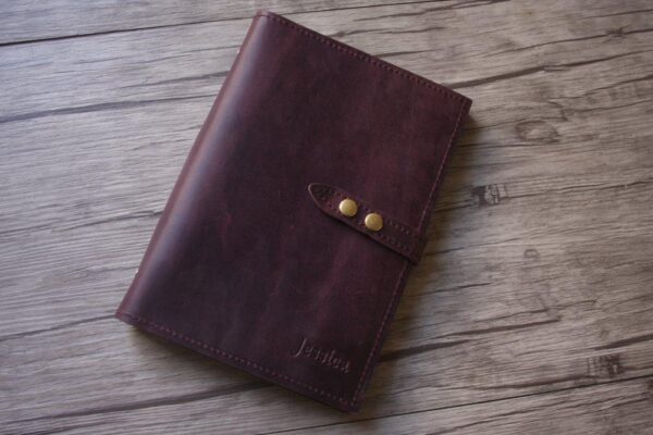 Refillable Purple Leather Sketchbook - Image 2