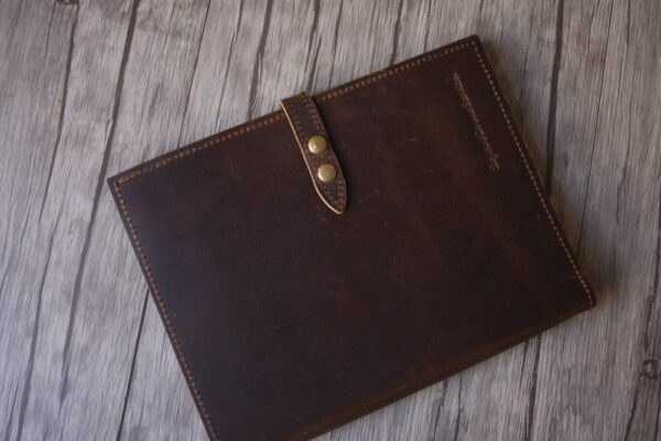 Handcrafted Refillable B5 Leather Journal Notebook - Image 6