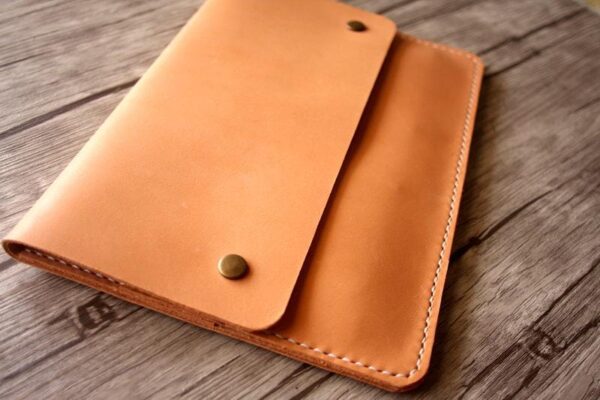 Designer Macbook Pro 13-Inch Leather Sleeve Case - Image 6